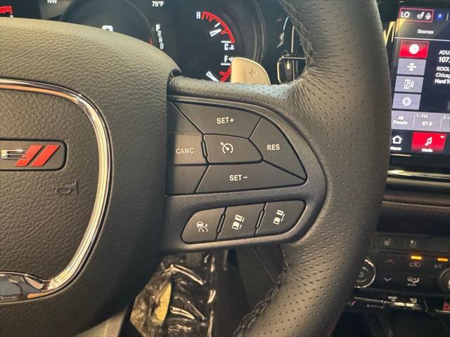 Photo of 2025 DB Black Crystal Clearcoat Dodge Durango