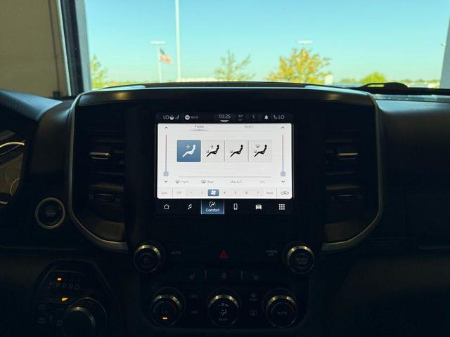 Photo of 2022 Patriot Blue Pearlcoat RAM 1500