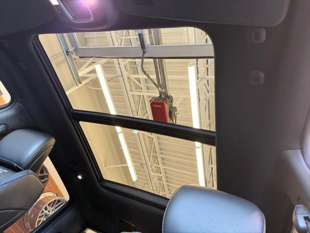 Photo of 2022 Bright White Clearcoat RAM 1500