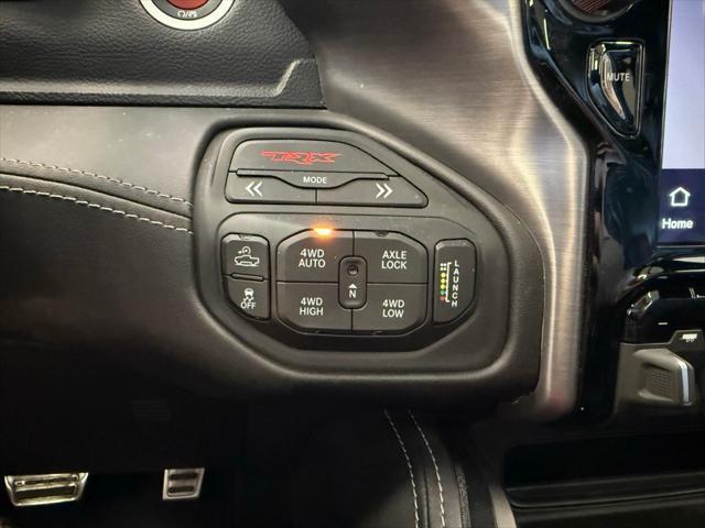 Photo of 2022 Bright White Clearcoat RAM 1500