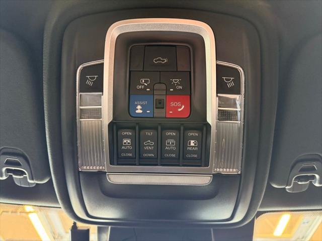 Photo of 2022 Bright White Clearcoat RAM 1500