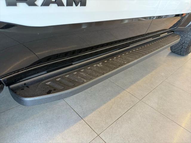 Photo of 2022 Bright White Clearcoat RAM 1500
