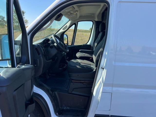 Photo of 2025 Bright White Clearcoat RAM ProMaster 3500
