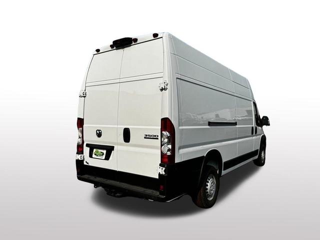 Photo of 2025 Bright White Clearcoat RAM ProMaster 3500