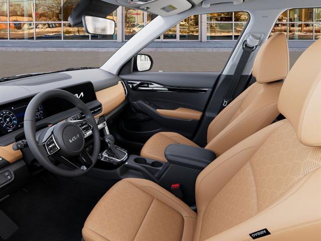 Photo of 2025 Gravity Gray Kia Seltos