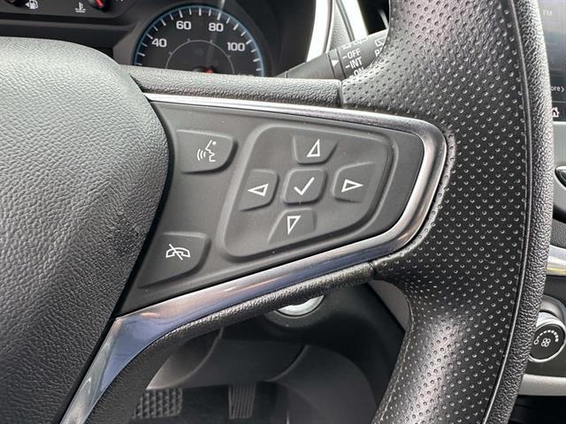 Photo of 2020 Summit White Chevrolet Equinox