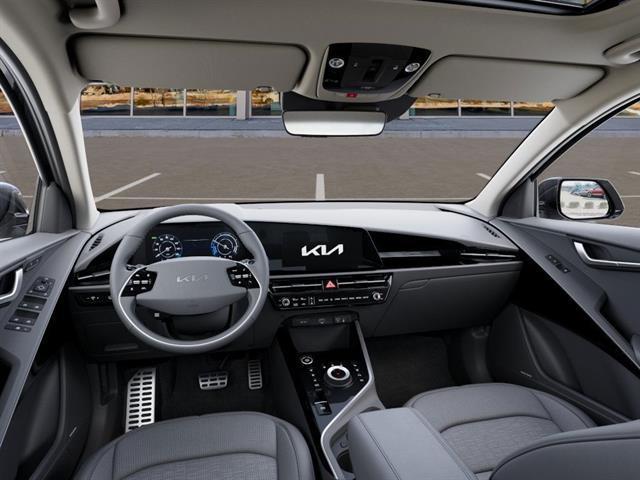 Photo of 2025 Gray Kia Niro EV