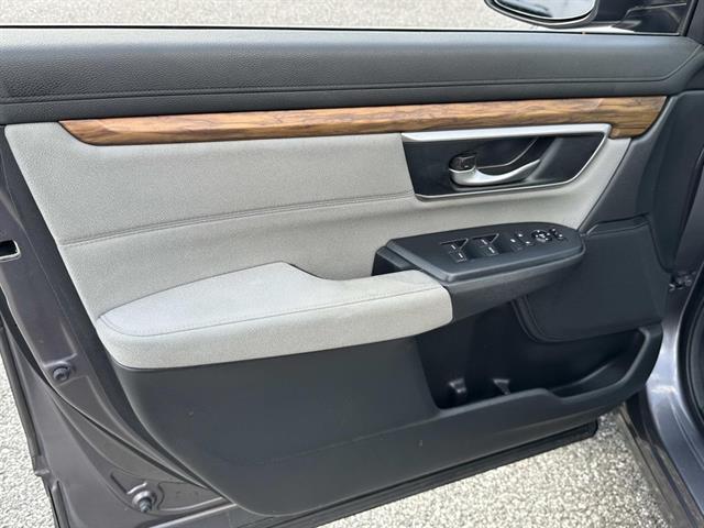 Photo of 2018 Gray Honda CR-V