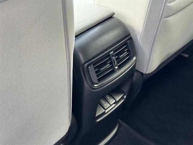 Photo of 2018 Gray Honda CR-V