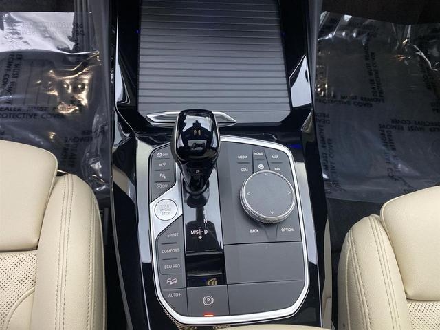 Photo of 2024 Alpine White BMW X3