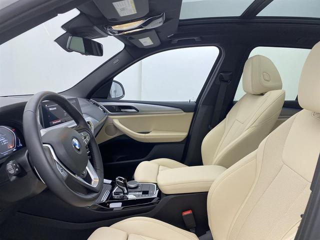 Photo of 2024 Alpine White BMW X3