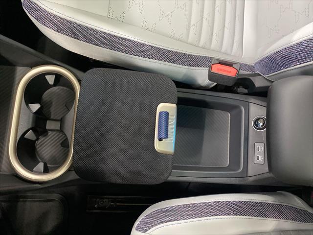 Photo of 2025 Nanuq White Metallic MINI Countryman