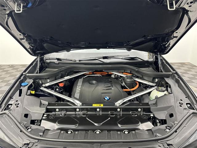 Photo of 2026 PETROL_MICA BMW X5 PHEV