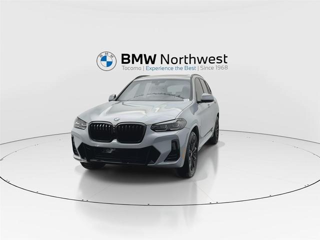Photo of 2024 Brooklyn Grey Metallic BMW X3