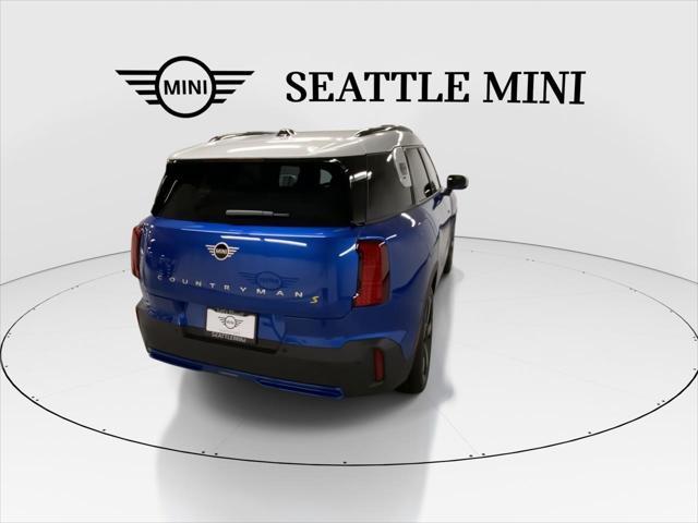 Photo of 2025 Blazing Blue Metallic MINI Countryman
