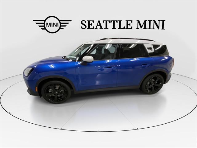 Photo of 2025 Blazing Blue Metallic MINI Countryman