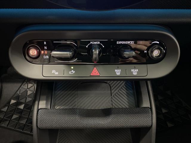 Photo of 2025 Blazing Blue Metallic MINI Countryman
