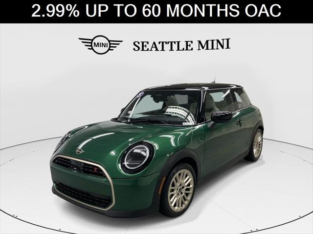 Photo of 2025 British Racing Green IV Metallic MINI Hardtop