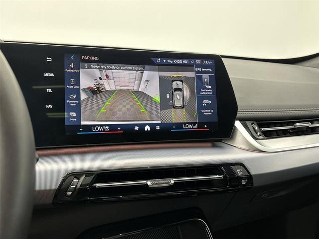 Photo of 2024 SPACE_SILVER BMW X1