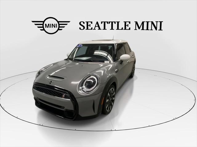 Photo of 2023 Moonwalk Grey Metallic MINI Hardtop