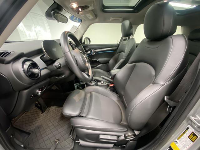 Photo of 2023 Moonwalk Grey Metallic MINI Hardtop