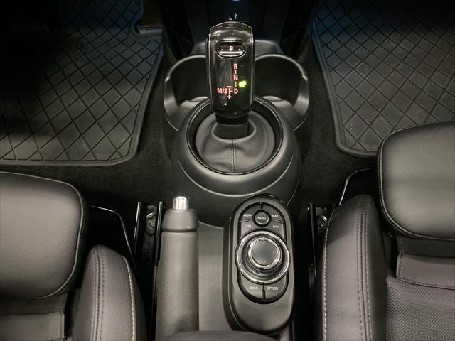 Photo of 2023 Moonwalk Grey Metallic MINI Hardtop