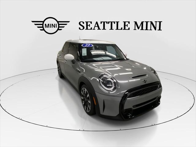 Photo of 2023 Moonwalk Grey Metallic MINI Hardtop