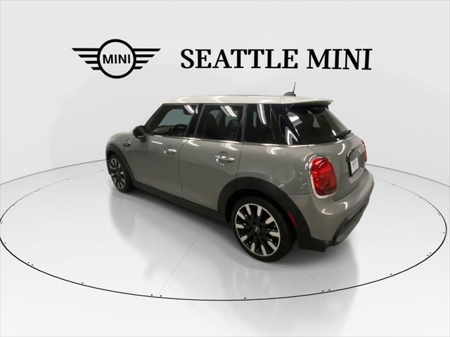 Photo of 2023 Moonwalk Grey Metallic MINI Hardtop