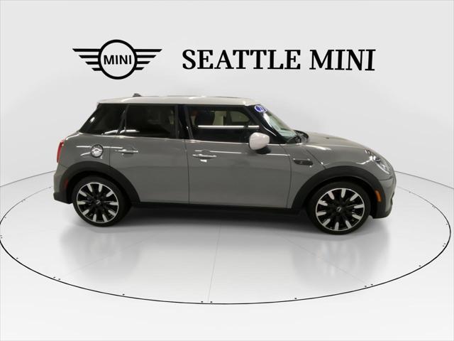 Photo of 2023 Moonwalk Grey Metallic MINI Hardtop