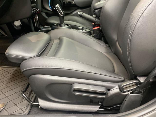 Photo of 2023 Moonwalk Grey Metallic MINI Hardtop