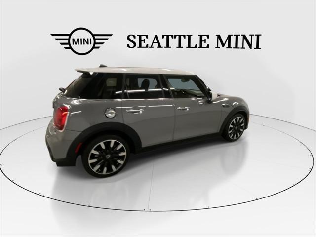 Photo of 2023 Moonwalk Grey Metallic MINI Hardtop