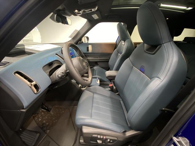 Photo of 2025 Blazing Blue Metallic MINI Countryman