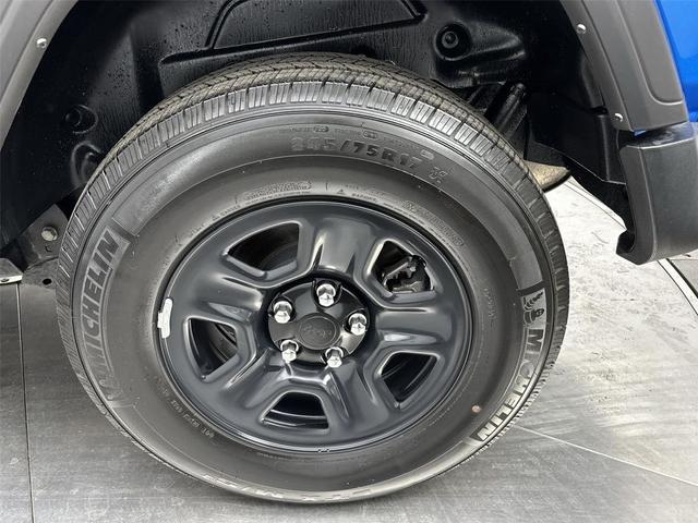 Photo of 2022 Hydro Blue Pearlcoat Jeep Wrangler
