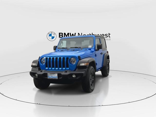 Photo of 2022 Hydro Blue Pearlcoat Jeep Wrangler