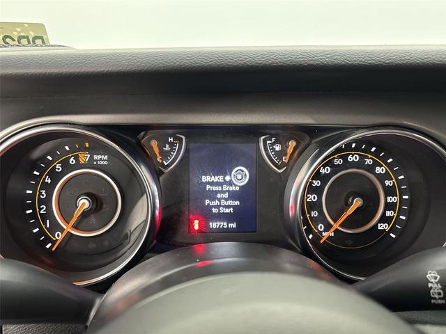Photo of 2022 Hydro Blue Pearlcoat Jeep Wrangler