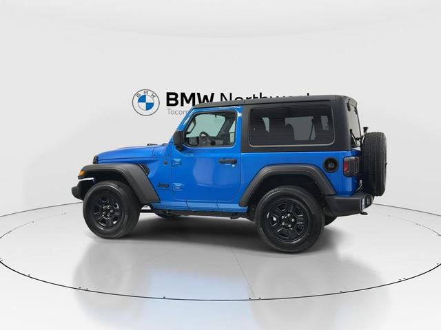 Photo of 2022 Hydro Blue Pearlcoat Jeep Wrangler