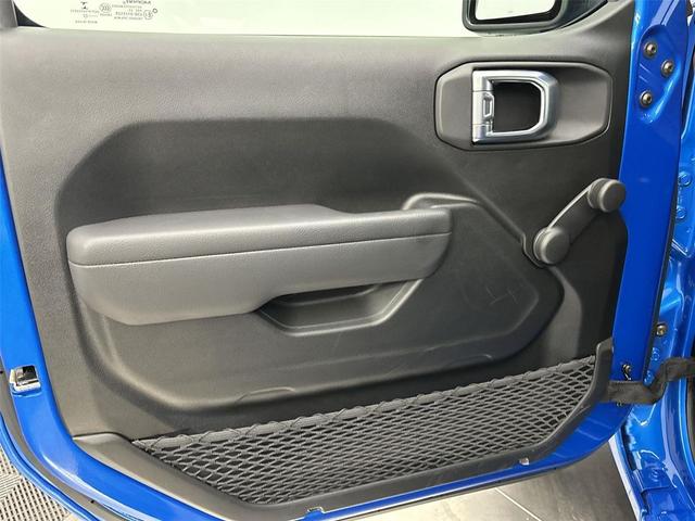 Photo of 2022 Hydro Blue Pearlcoat Jeep Wrangler