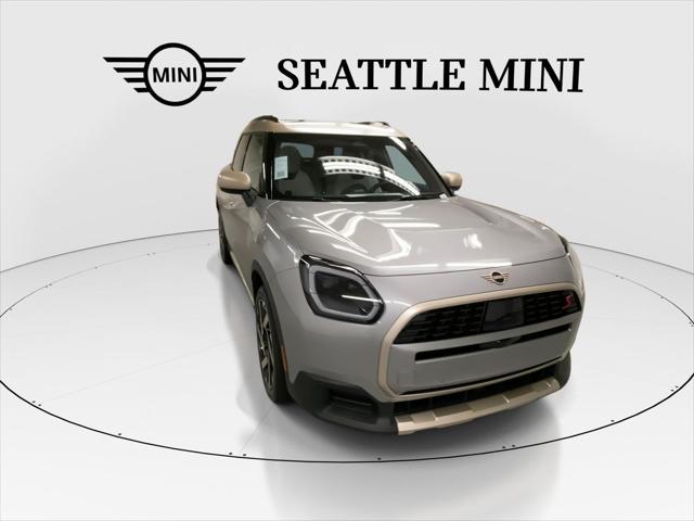 Photo of 2025 Melting Silver III Metallic MINI Countryman