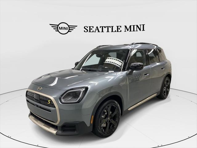 Photo of 2025 Smokey Green Metallic MINI Countryman