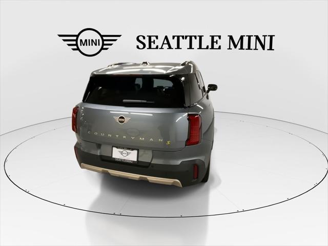 Photo of 2025 Smokey Green Metallic MINI Countryman