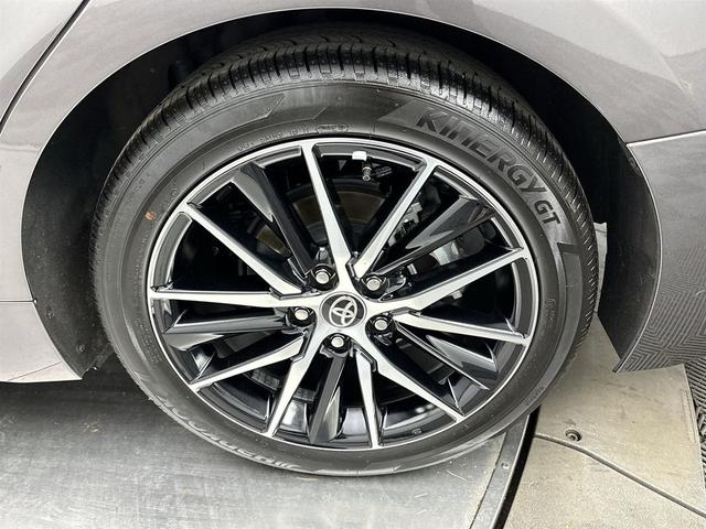 Photo of 2024 Predawn Gray Mica Toyota Camry
