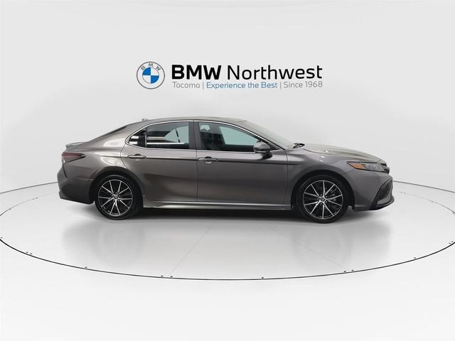 Photo of 2024 Predawn Gray Mica Toyota Camry