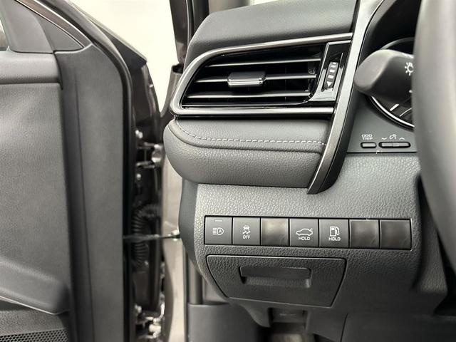 Photo of 2024 Predawn Gray Mica Toyota Camry