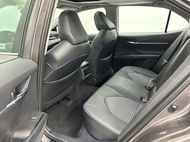 Photo of 2024 Predawn Gray Mica Toyota Camry