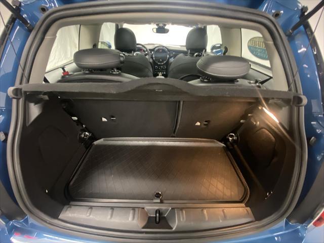 Photo of 2024 Island Blue Metallic MINI Hardtop