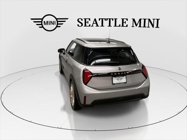 Photo of 2025 Melting Silver III Metallic MINI Hardtop