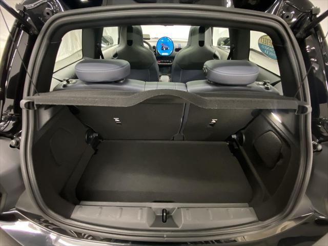 Photo of 2025 Midnight Black II Metallic MINI Hardtop