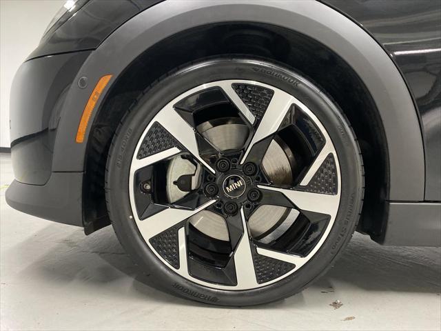 Photo of 2025 Midnight Black II Metallic MINI Hardtop