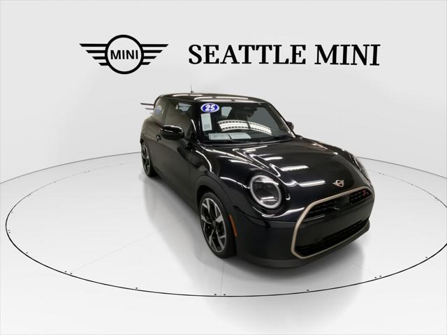 Photo of 2025 Midnight Black II Metallic MINI Hardtop