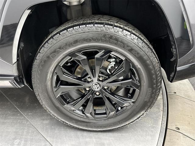 Photo of 2022 Magnetic Gray Metallic/Midnight Black Metallic Toyota RAV4 Hybrid